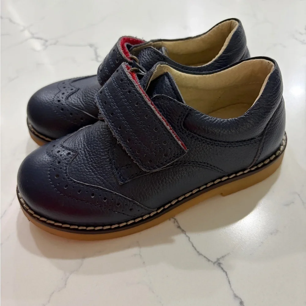 Mini Boden Leather Navy Kids Dress Shoes with Velcro strap size 27